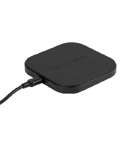 This Hugo Boss Iconic Wireless Charger in Black will come in a branded gift box. 